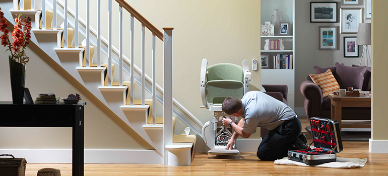 Cuál es el precio de instalar una silla salvaescalera
